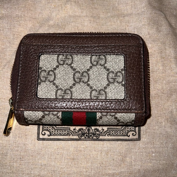 GUCCI Ophelia Card Case Wallet - ID slot in back - Picture 2 of 4